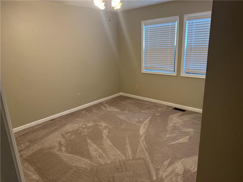 Image for property 31 Riverview Court, Cartersville, GA 30701