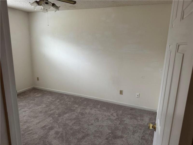 Image for property 31 Riverview Court, Cartersville, GA 30701