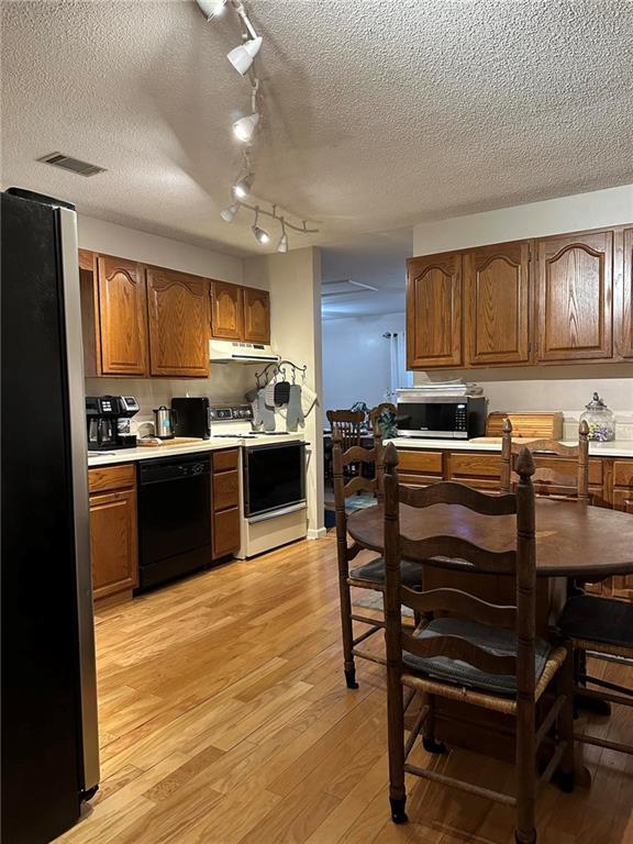 Image for property 31 Riverview Court, Cartersville, GA 30701