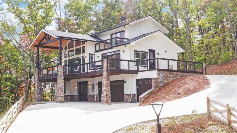 Image for property 333 Favor Lane, Rabun Gap, GA 30568