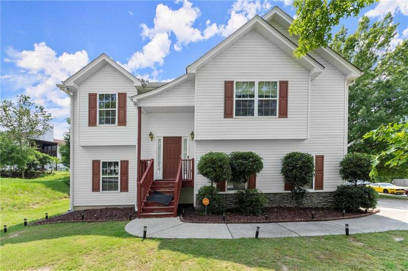 Image for property 8436 Cyprus Ridge Way, Douglasville, GA 30134