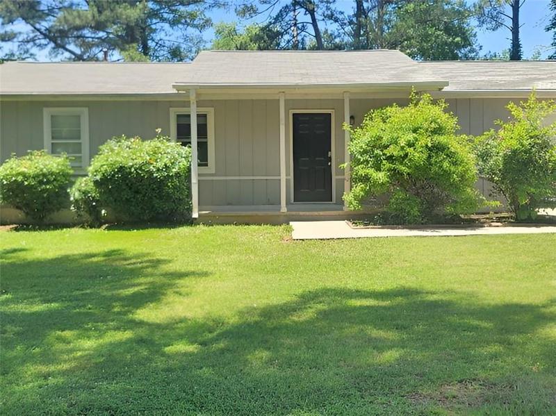 Image for property 620 Lakeridge Circle, Conyers, GA 30094