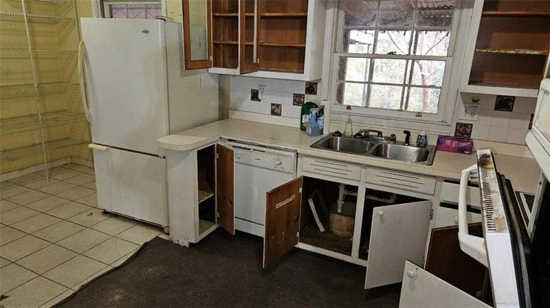 Image for property 1684 DOGWOOD Trail, Douglasville, GA 30134
