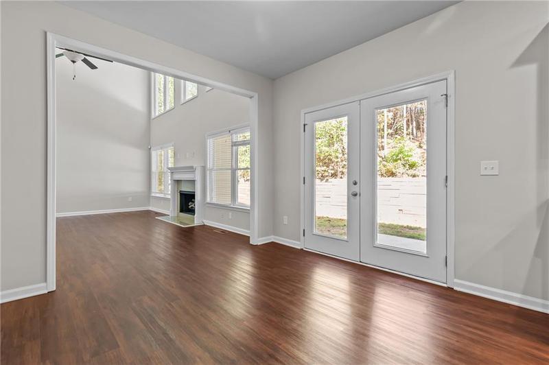 Image for property 906 Fox Croft Place, Canton, GA 30114