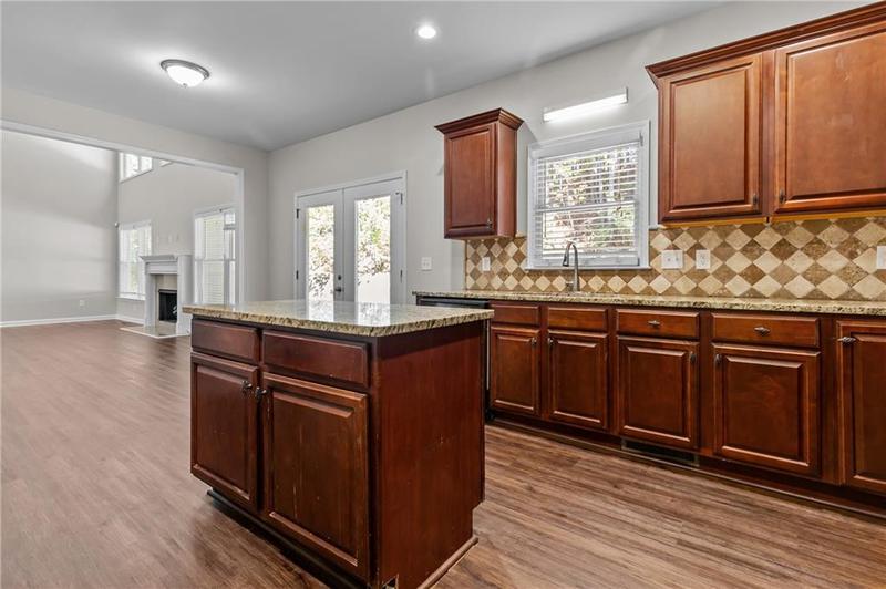 Image for property 906 Fox Croft Place, Canton, GA 30114