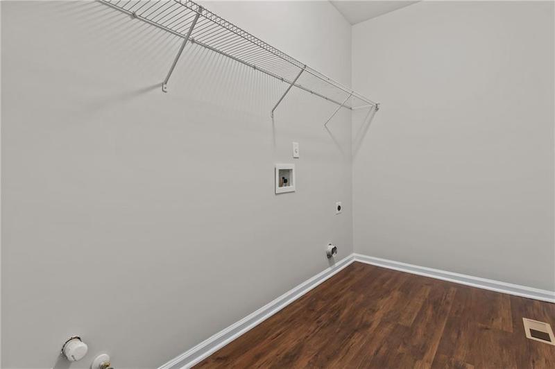 Image for property 906 Fox Croft Place, Canton, GA 30114