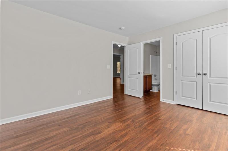 Image for property 906 Fox Croft Place, Canton, GA 30114
