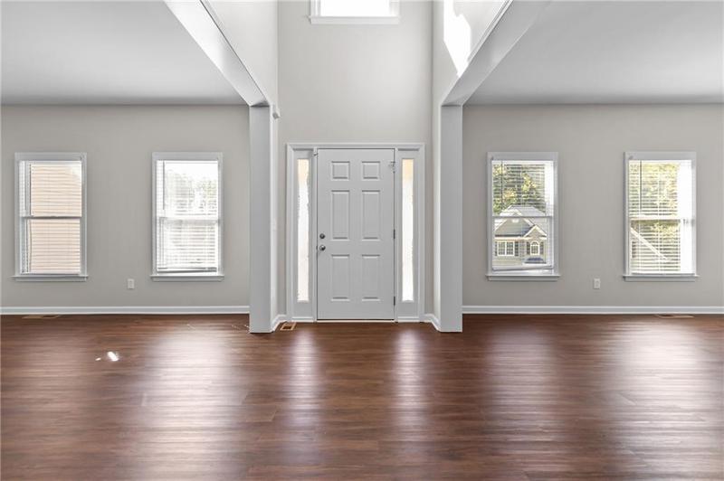 Image for property 906 Fox Croft Place, Canton, GA 30114