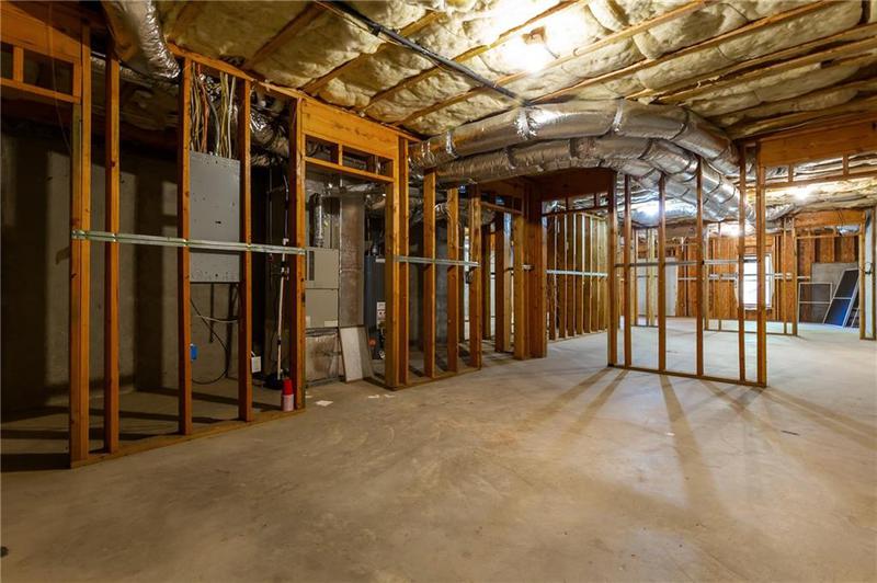 Image for property 906 Fox Croft Place, Canton, GA 30114