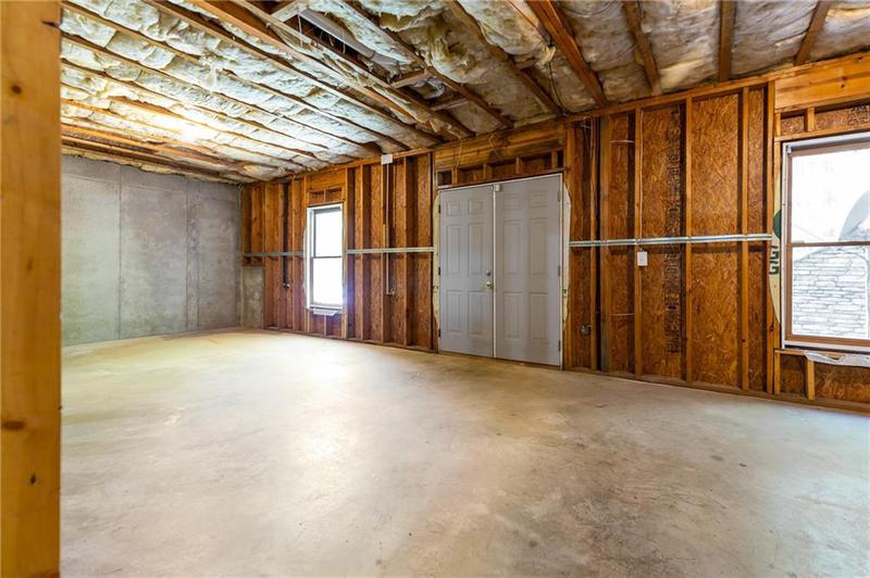 Image for property 906 Fox Croft Place, Canton, GA 30114
