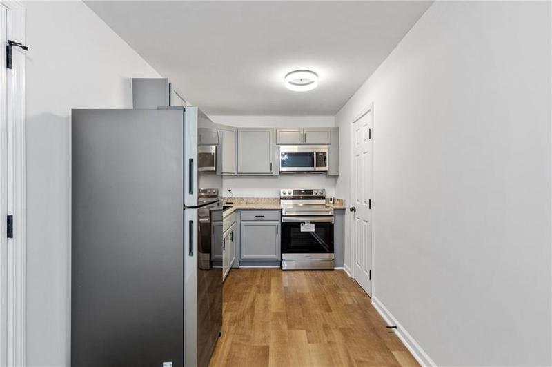 Image for property 858 Bolton Place, Atlanta, GA 30331