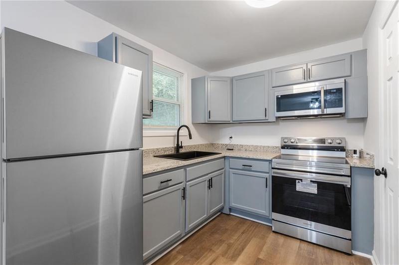 Image for property 858 Bolton Place, Atlanta, GA 30331