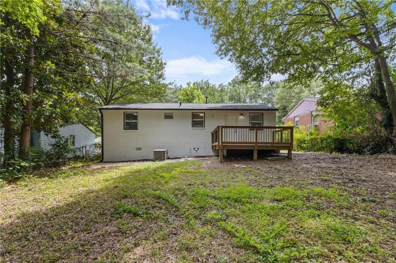Image for property 858 Bolton Place, Atlanta, GA 30331