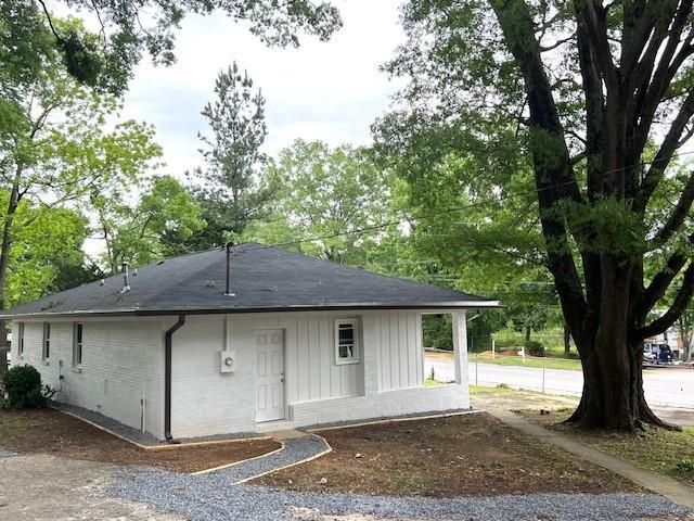 Image for property 106 Woodland Circle, Calhoun, GA 30701