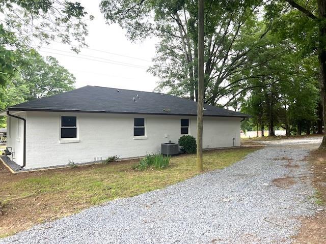 Image for property 106 Woodland Circle, Calhoun, GA 30701