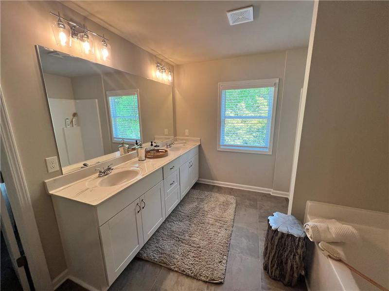 Image for property 117 Mill Pond Lane, Calhoun, GA 30701