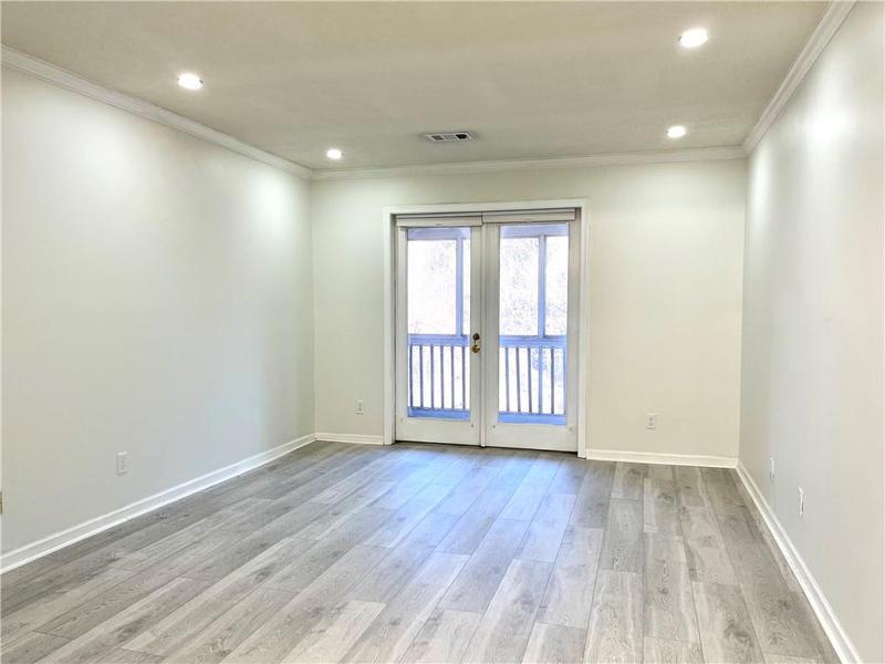 Image for property 14 Saint Claire Lane, Atlanta, GA 30324