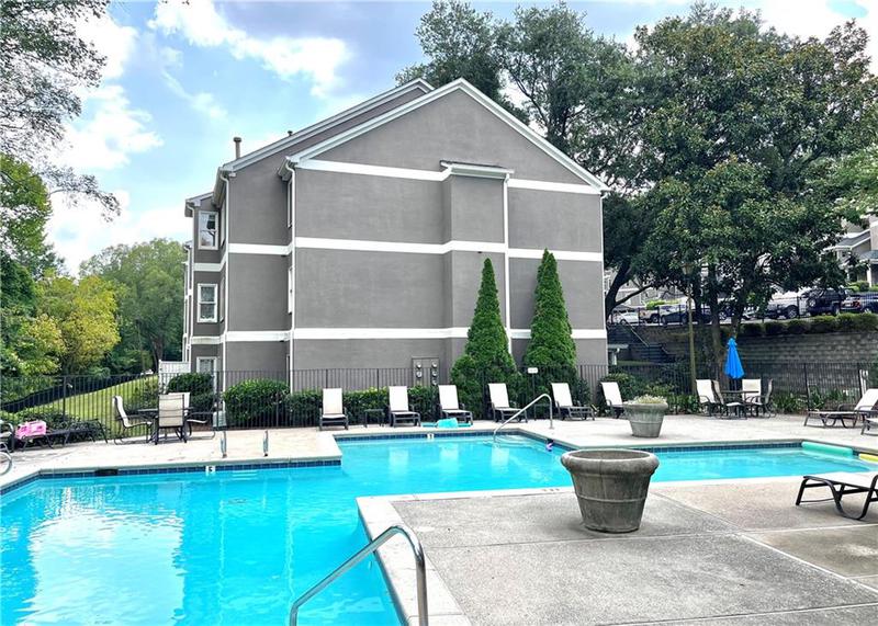 Image for property 14 Saint Claire Lane, Atlanta, GA 30324
