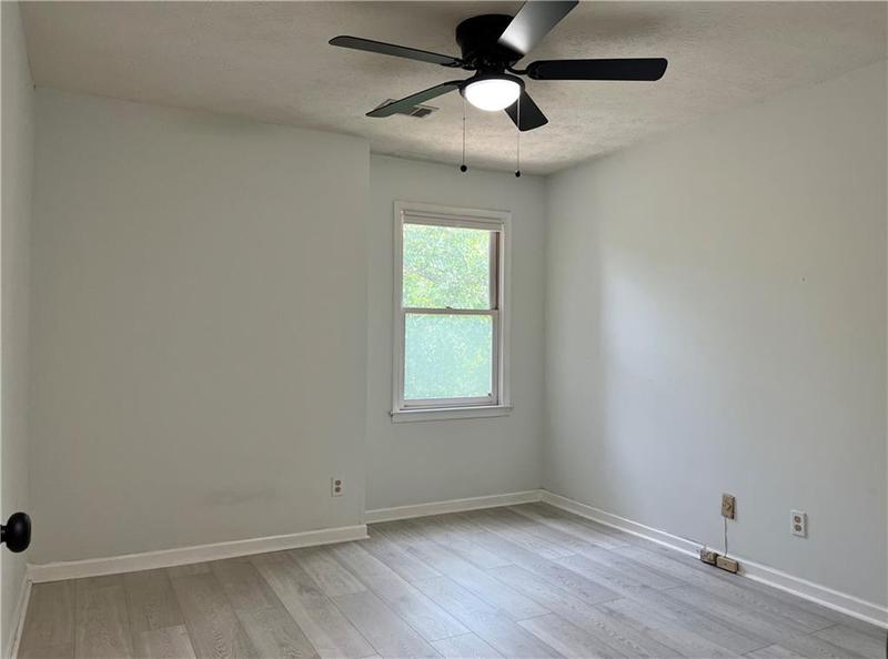 Image for property 14 Saint Claire Lane, Atlanta, GA 30324