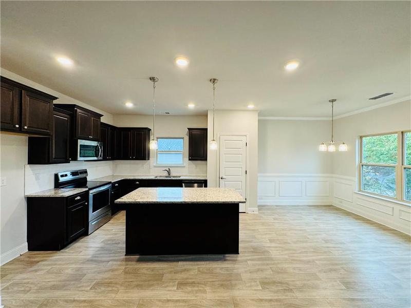 Image for property 2204 Remington Drive, Commerce, GA 30529