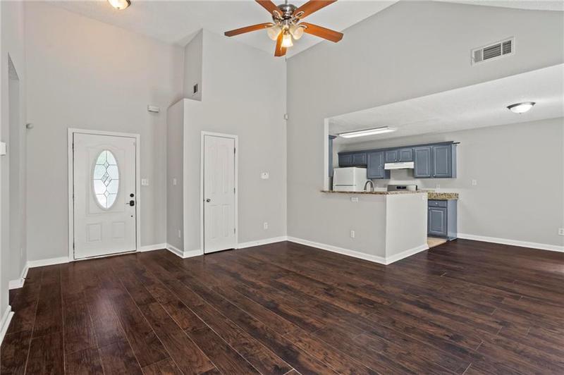 Image for property 10777 Knotty Pine Pl, Hampton, GA 30228