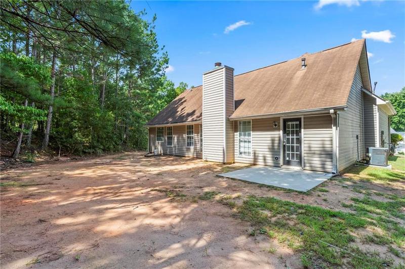 Image for property 10777 Knotty Pine Pl, Hampton, GA 30228