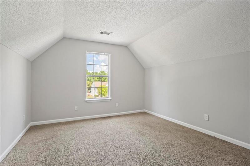 Image for property 10777 Knotty Pine Pl, Hampton, GA 30228