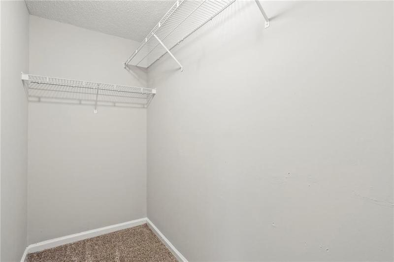Image for property 10777 Knotty Pine Pl, Hampton, GA 30228