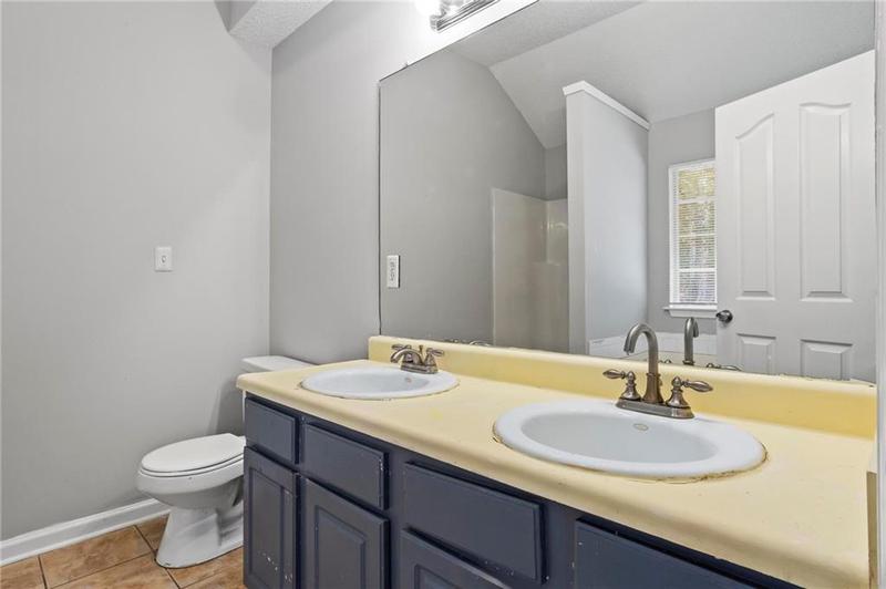 Image for property 10777 Knotty Pine Pl, Hampton, GA 30228