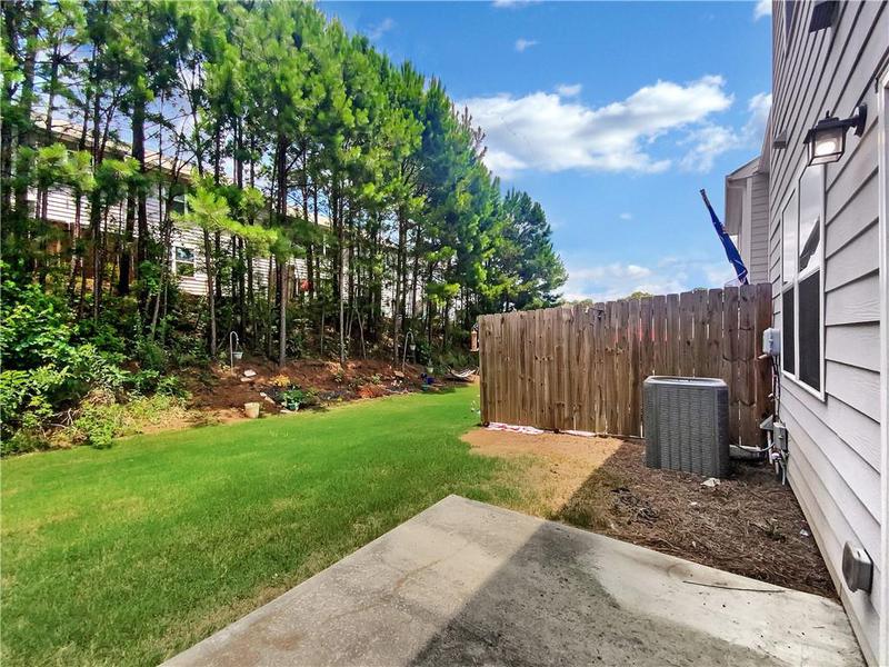 Image for property 2350 Camden Oak Way, Lithonia, GA 30058