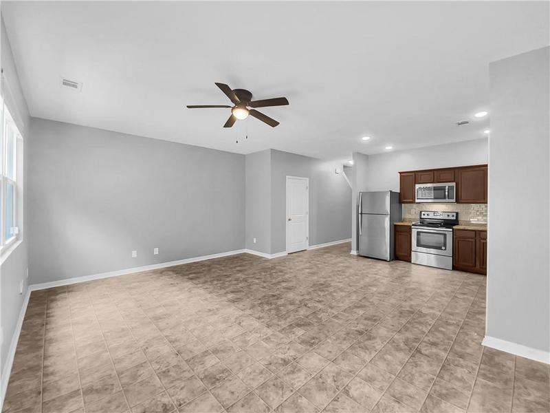 Image for property 2350 Camden Oak Way, Lithonia, GA 30058
