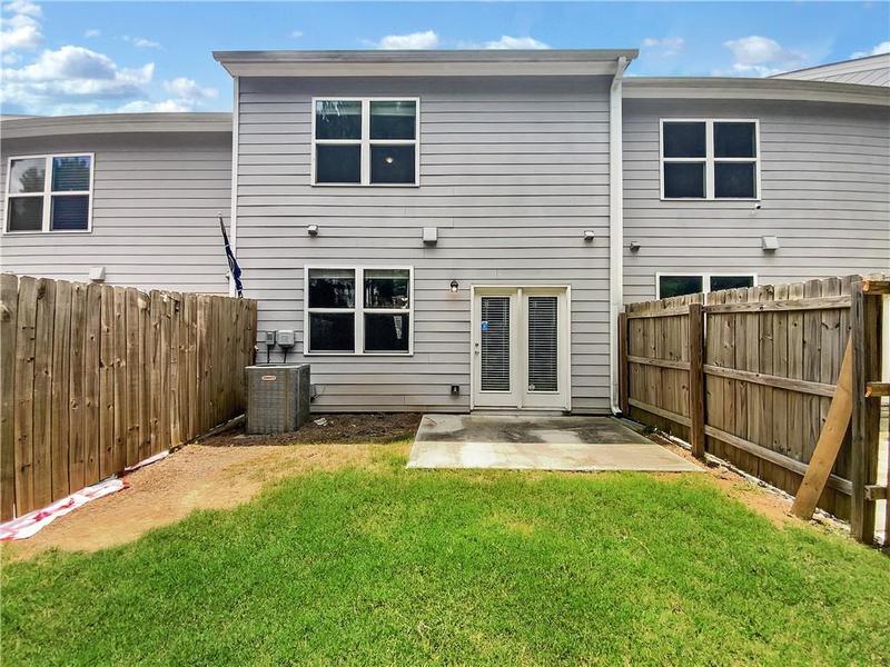 Image for property 2350 Camden Oak Way, Lithonia, GA 30058