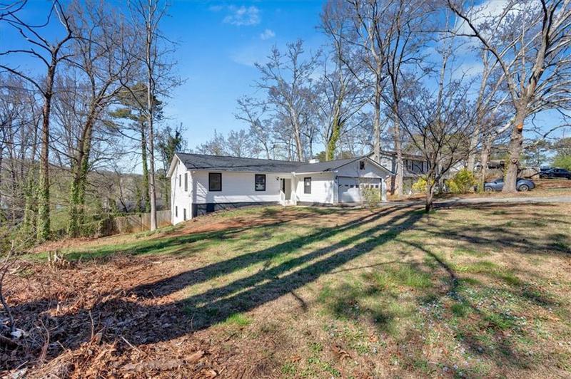 Image for property 383 Oakridge Drive, Cartersville, GA 30121