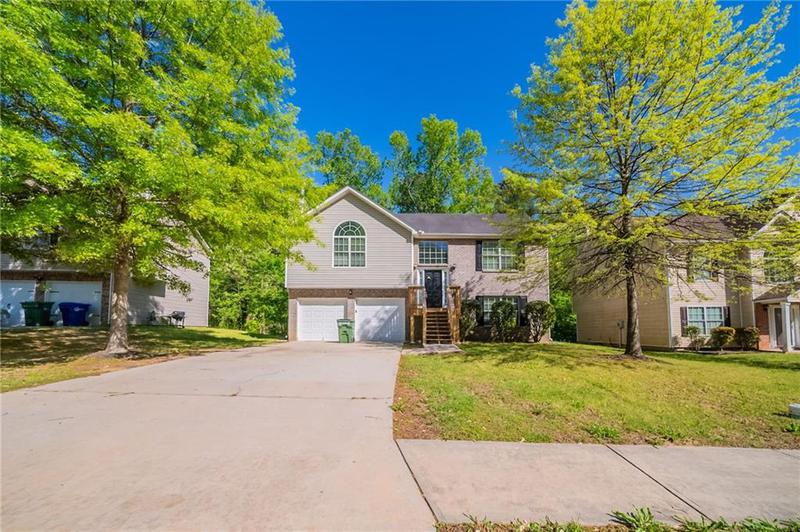 Image for property 3568 Oakshire Way, Atlanta, GA 30354