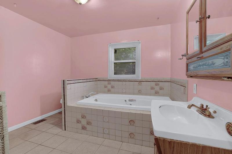 Image for property 2624 Walnut Road, Gainesville, GA 30506