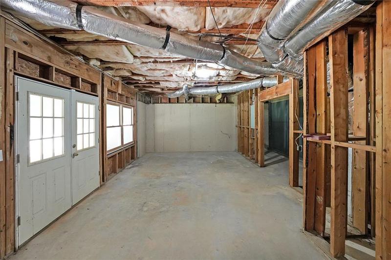 Image for property 2892 Motts Cove Hollow, Lawrenceville, GA 30043