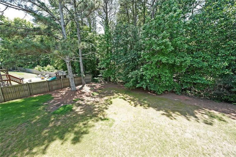Image for property 2892 Motts Cove Hollow, Lawrenceville, GA 30043