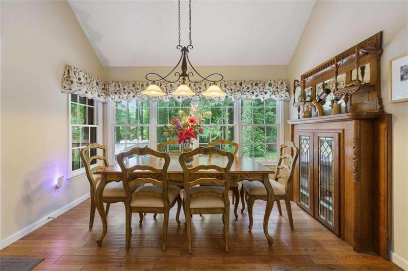Image for property 978 Mill Bend, Kennesaw, GA 30152