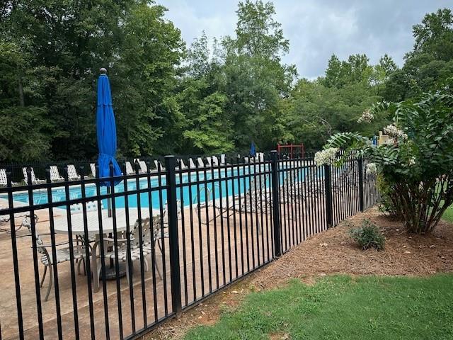 Image for property 978 Mill Bend, Kennesaw, GA 30152
