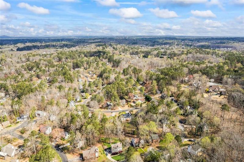 Image for property 978 Mill Bend, Kennesaw, GA 30152