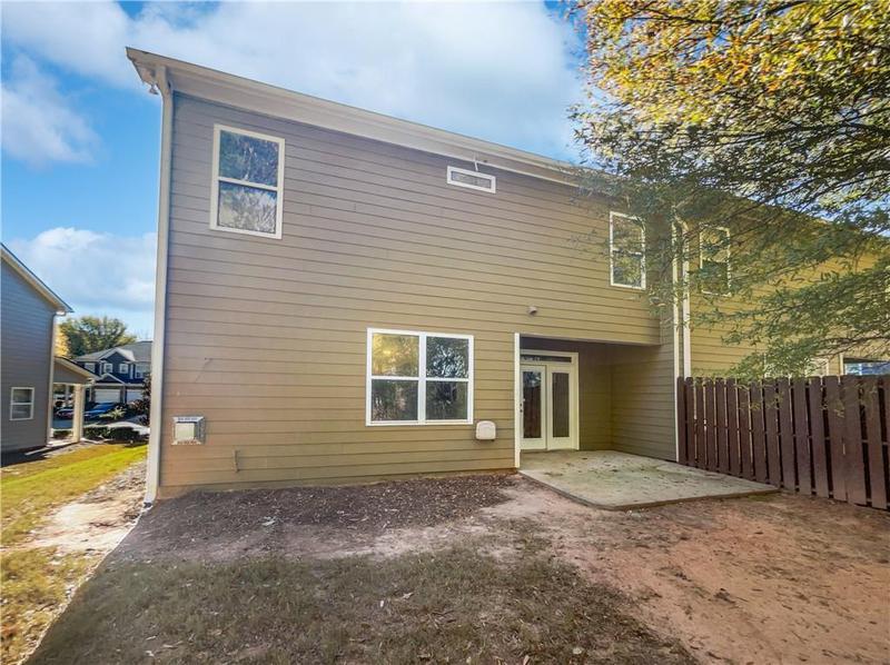 Image for property 27 Tahoe Drive, Newnan, GA 30263
