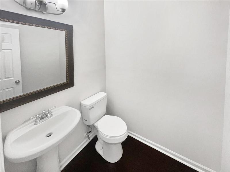 Image for property 27 Tahoe Drive, Newnan, GA 30263