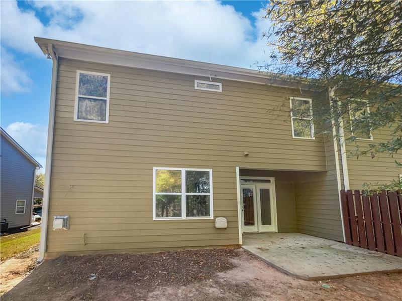 Image for property 27 Tahoe Drive, Newnan, GA 30263