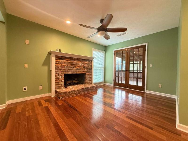 Image for property 8710 Mount Rushmore Drive, Johns Creek, GA 30022