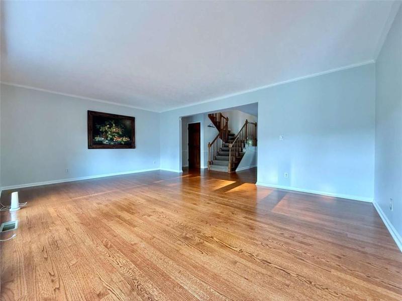 Image for property 8710 Mount Rushmore Drive, Johns Creek, GA 30022