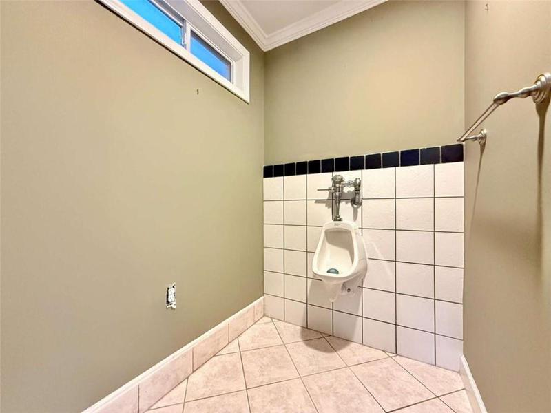 Image for property 8710 Mount Rushmore Drive, Johns Creek, GA 30022