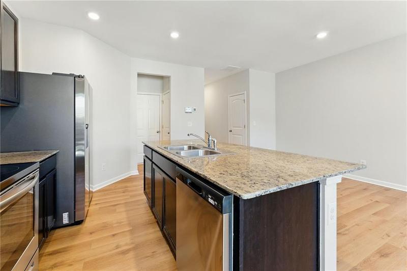 Image for property 5634 Union Pointe Drive, Union City, GA 30291