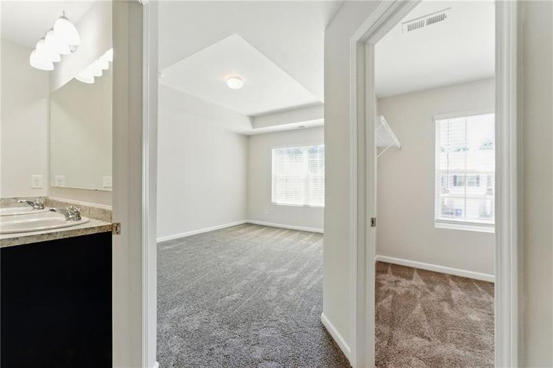 Image for property 5634 Union Pointe Drive, Union City, GA 30291