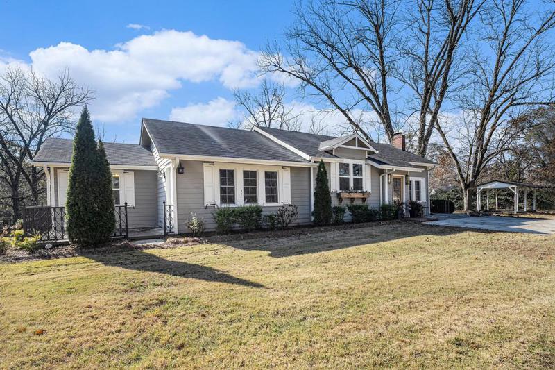 Image for property 196 Railroad Street, Pendergrass, GA 30567