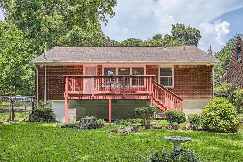 Image for property 2190 Montrose Avenue, Atlanta, GA 30311